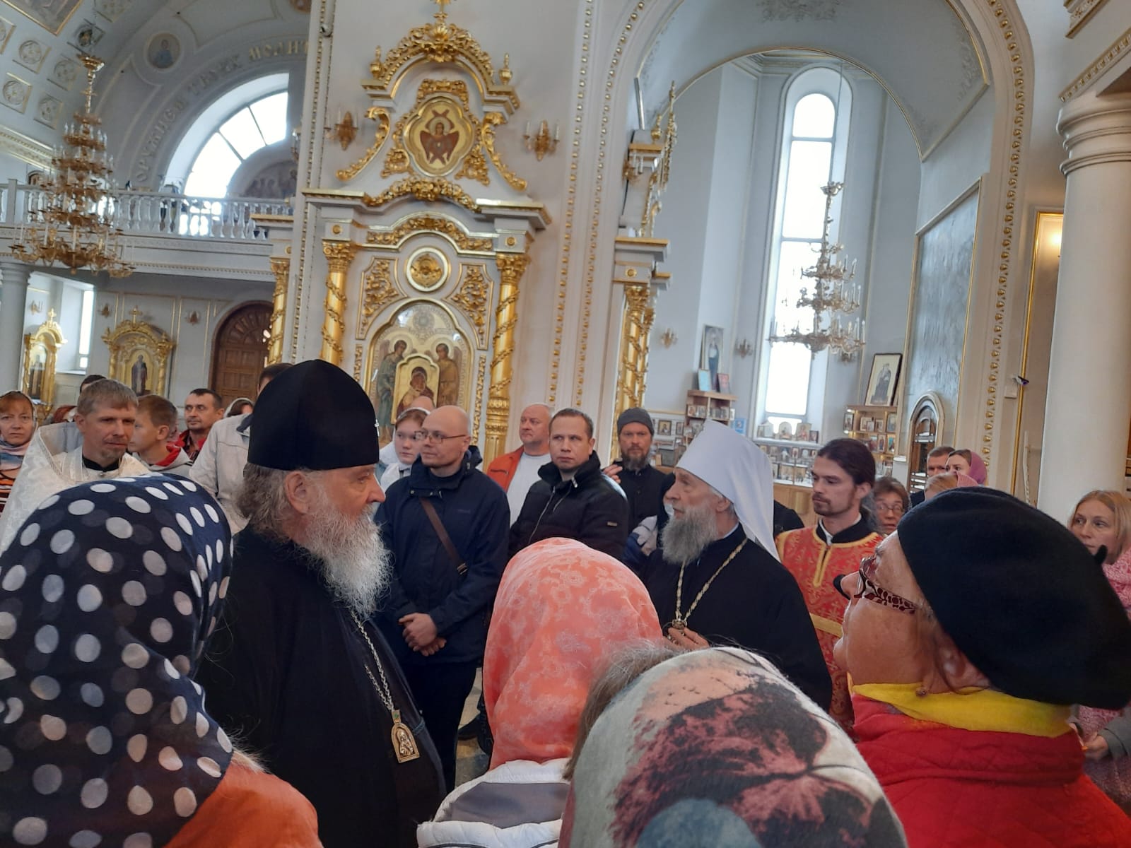 Архиерейское Богослужение